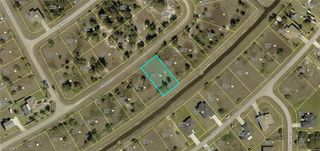 318 Pembroke ST, Lehigh Acres, FL 33974