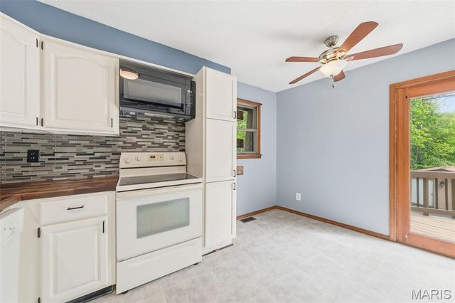 625 Pleasant Ridge Road, Fairview Heights, IL 62208