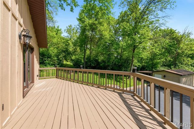 625 Pleasant Ridge Road, Fairview Heights, IL 62208