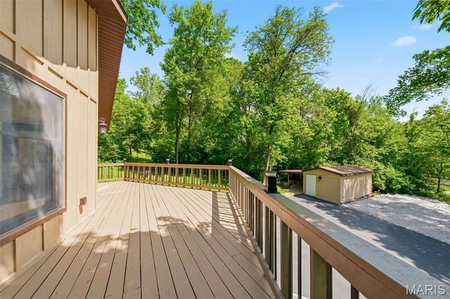 625 Pleasant Ridge Road, Fairview Heights, IL 62208