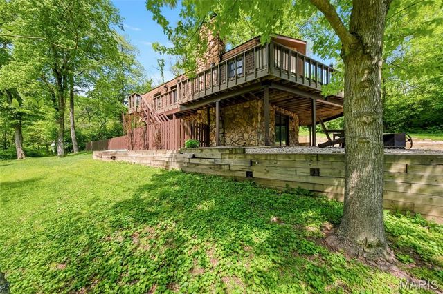625 Pleasant Ridge Road, Fairview Heights, IL 62208