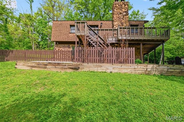 625 Pleasant Ridge Road, Fairview Heights, IL 62208