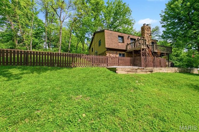 625 Pleasant Ridge Road, Fairview Heights, IL 62208