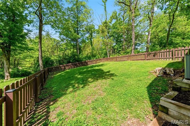625 Pleasant Ridge Road, Fairview Heights, IL 62208