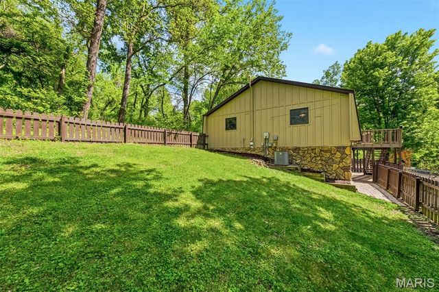 625 Pleasant Ridge Road, Fairview Heights, IL 62208