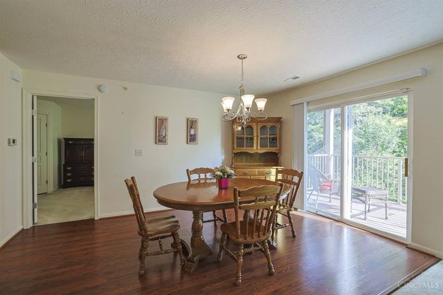 1296 Shadowood Trail, Maineville, OH 45039