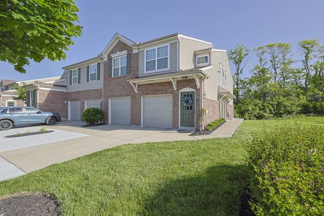 1296 Shadowood Trail, Maineville, OH 45039