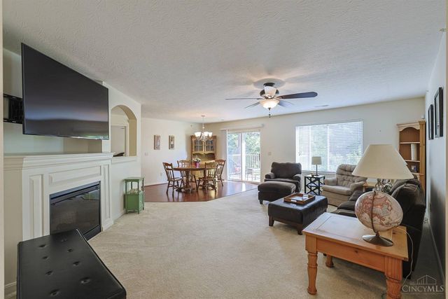 1296 Shadowood Trail, Maineville, OH 45039