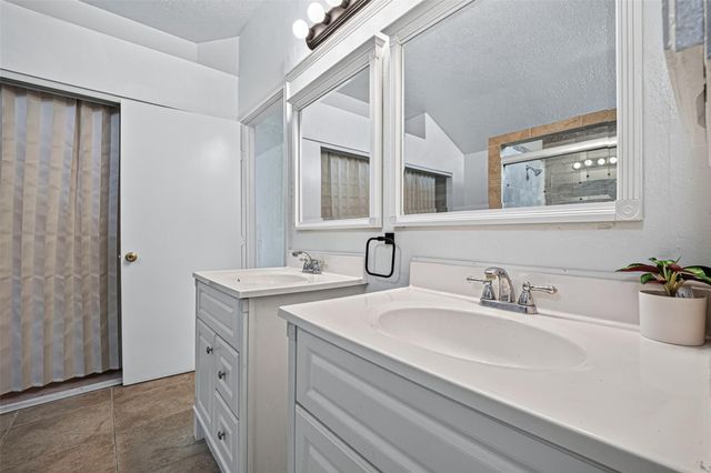 3307 Ashford Park Drive, Houston, TX 77082