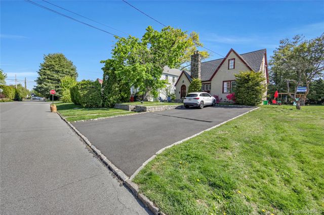 27 Summit Street, Eastchester, NY 10709
