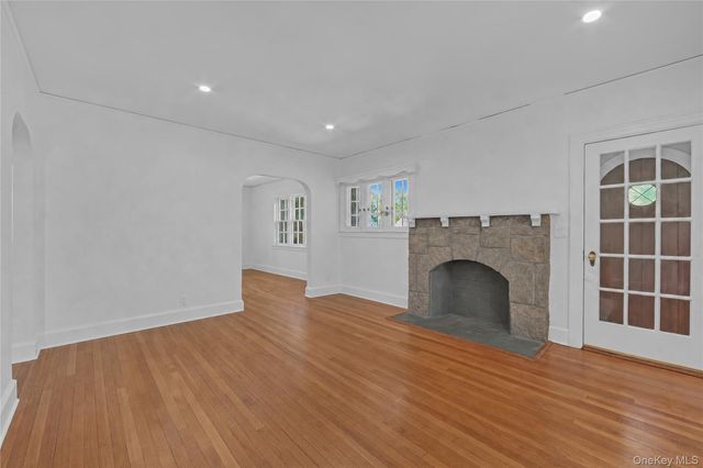 27 Summit Street, Eastchester, NY 10709
