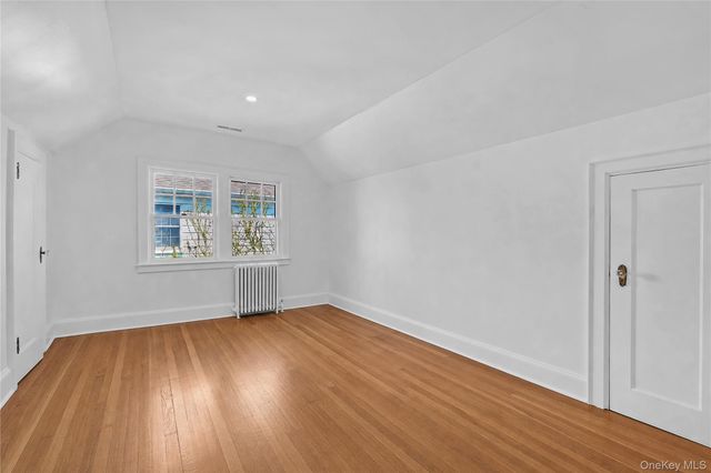 27 Summit Street, Eastchester, NY 10709