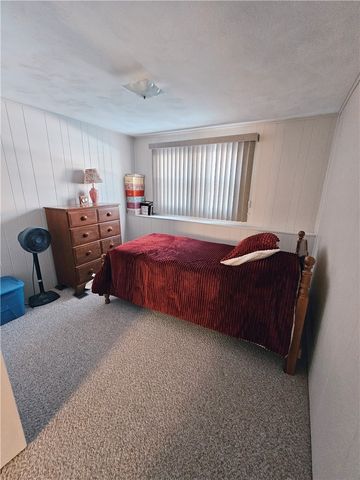 32 Chandler Drive, Coventry, RI 02816