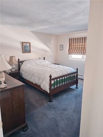 32 Chandler Drive, Coventry, RI 02816