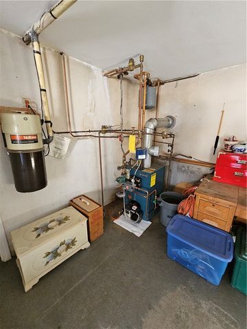 32 Chandler Drive, Coventry, RI 02816