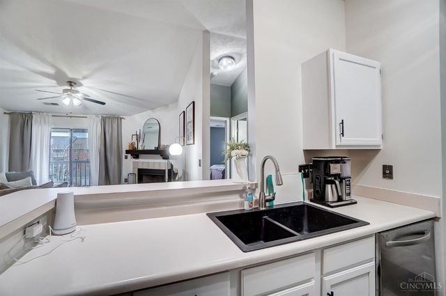 410 Carrington Lane, Loveland, OH 45140