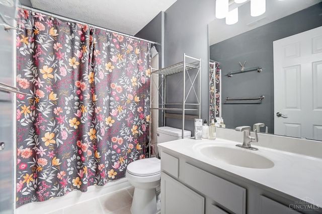 410 Carrington Lane, Loveland, OH 45140