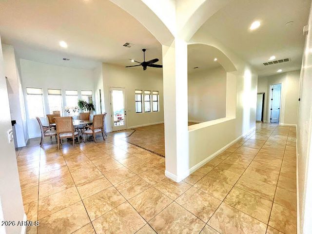 28142 N SANDRIDGE Drive, San Tan Valley, AZ 85144