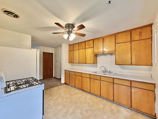 1827 Cleveland Street, Beloit, WI 53511
