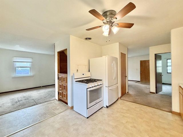 1827 Cleveland Street, Beloit, WI 53511