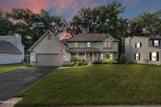 8248 Hidden Forest Drive, Holland, OH 43528