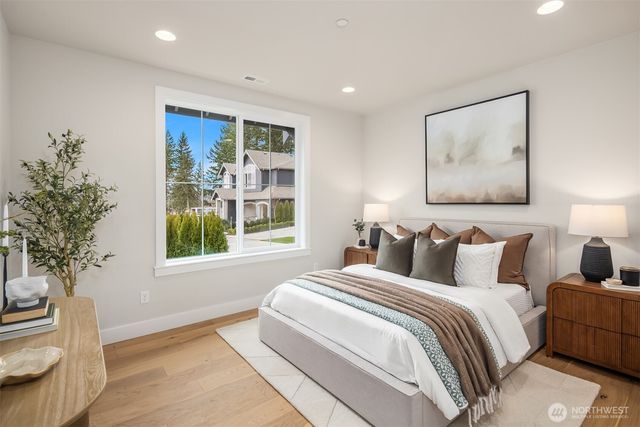 18660 NE 53rd Street, Redmond, WA 98052