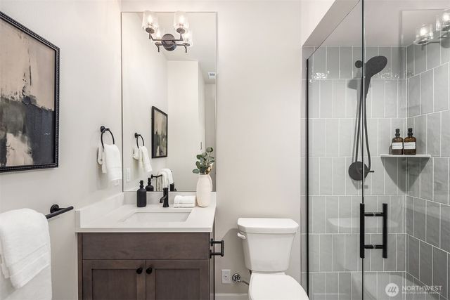 18660 NE 53rd Street, Redmond, WA 98052