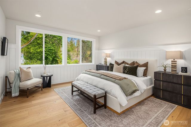 18660 NE 53rd Street, Redmond, WA 98052