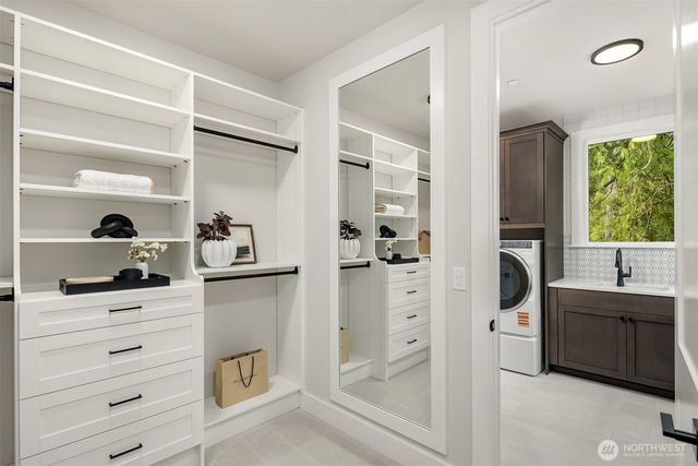 18660 NE 53rd Street, Redmond, WA 98052