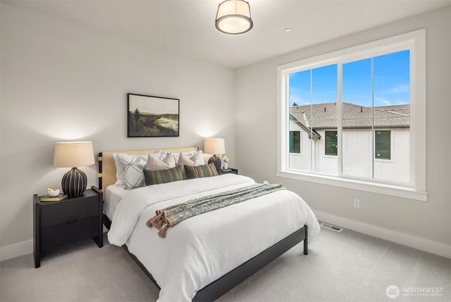 18660 NE 53rd Street, Redmond, WA 98052