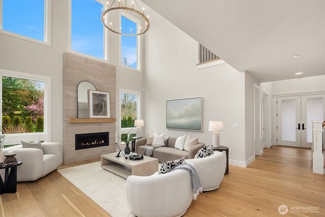 18660 NE 53rd Street, Redmond, WA 98052