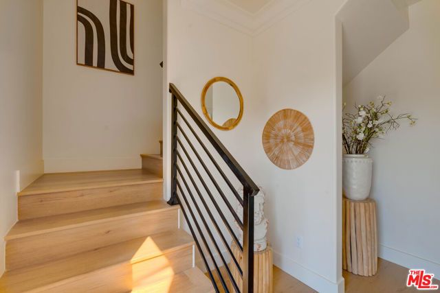 714 N. Chestnut Avenue, Los Angeles, CA 90042