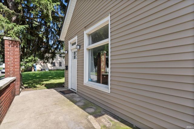 421 Poplar Street, Fort Wayne, IN 46802