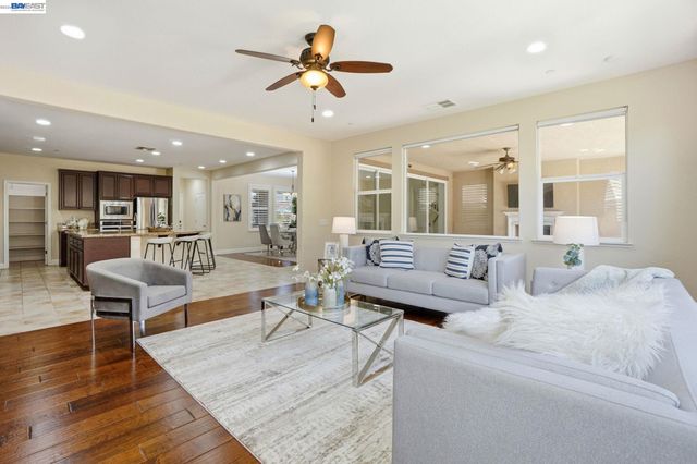 2610 Brookshire St, Brentwood, CA 94513