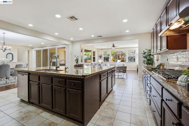 2610 Brookshire St, Brentwood, CA 94513