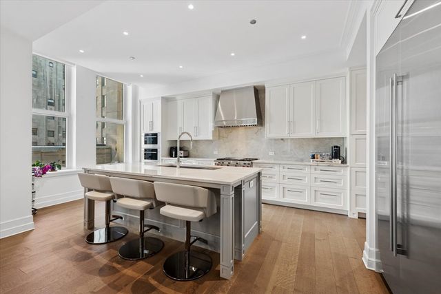 435 N Michigan Avenue 503, Chicago, IL 60611
