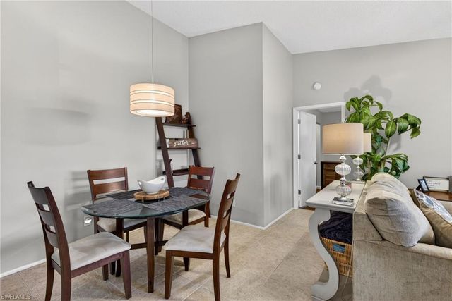 8081 S Woods CIR # 8, Fort Myers, FL 33919