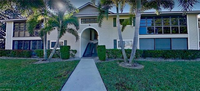 8081 S Woods CIR # 8, Fort Myers, FL 33919