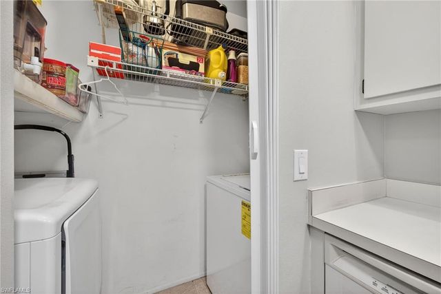 8081 S Woods CIR # 8, Fort Myers, FL 33919