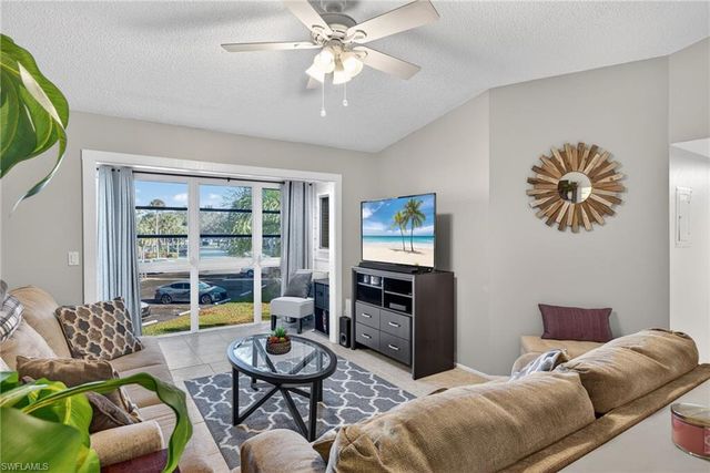 8081 S Woods CIR # 8, Fort Myers, FL 33919