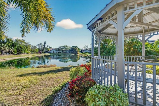 8081 S Woods CIR # 8, Fort Myers, FL 33919