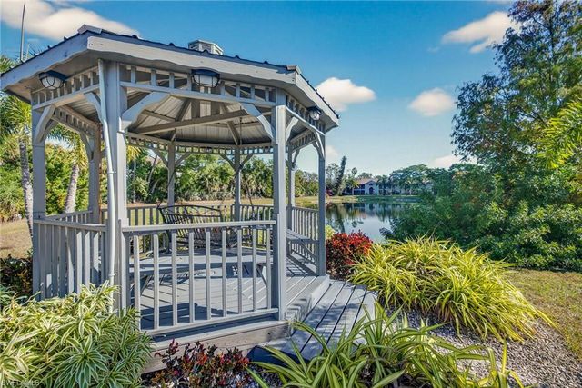 8081 S Woods CIR # 8, Fort Myers, FL 33919