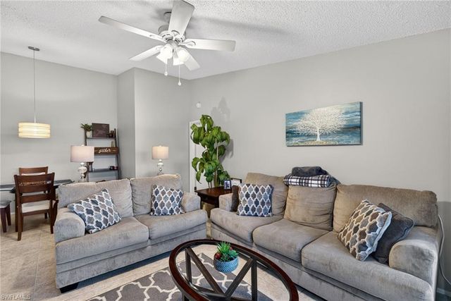 8081 S Woods CIR # 8, Fort Myers, FL 33919