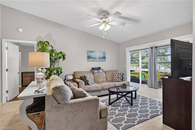 8081 S Woods CIR # 8, Fort Myers, FL 33919