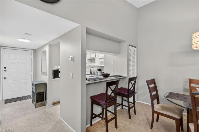 8081 S Woods CIR # 8, Fort Myers, FL 33919