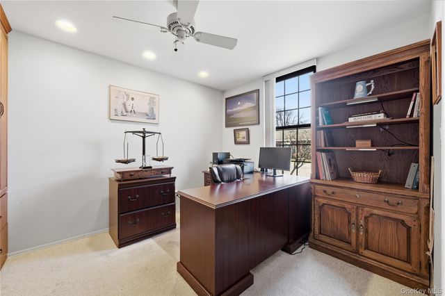 282 Helm Lane, Bay Shore, NY 11706