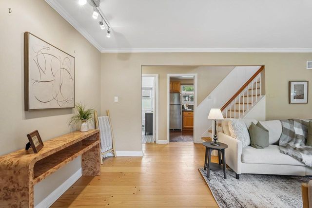 180 N Elmridge AVENUE, Brookfield, WI 53005