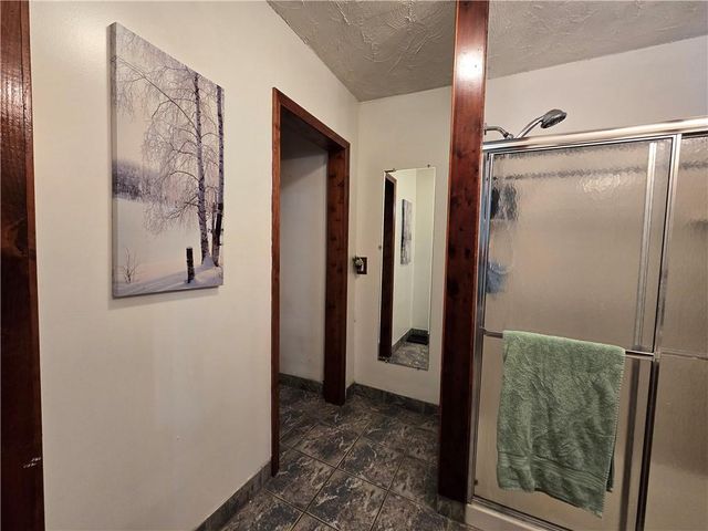 2006 Eastridge Drive, Excelsior Springs, MO 64024