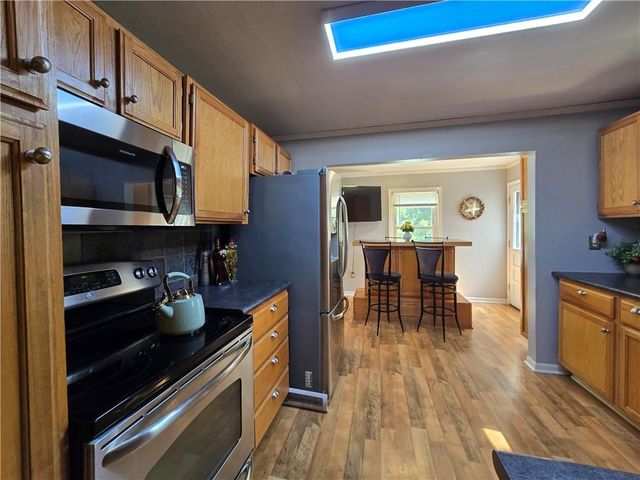 2006 Eastridge Drive, Excelsior Springs, MO 64024