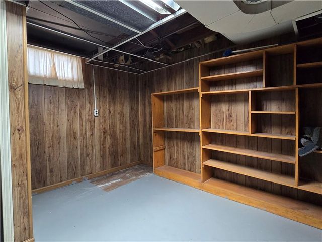 2006 Eastridge Drive, Excelsior Springs, MO 64024